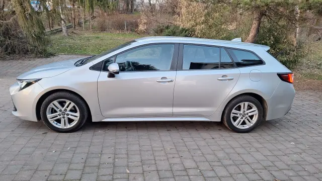TOYOTA Corolla Active e-CVT
