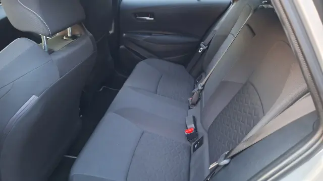 TOYOTA Corolla Active e-CVT