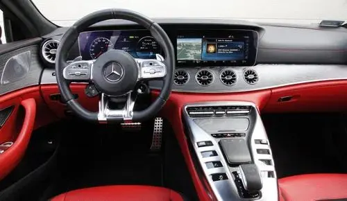 MERCEDES-BENZ AMG GT GT 43 4Matic+