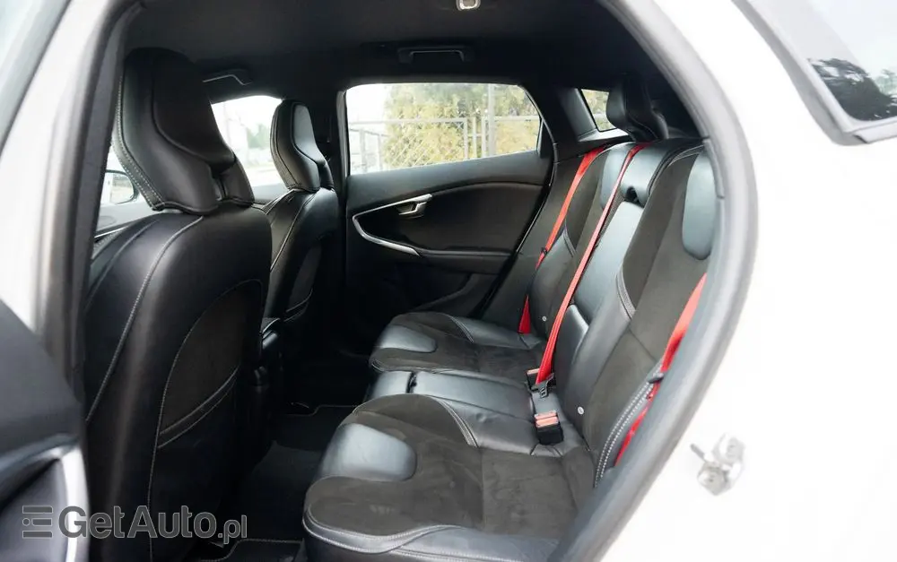 VOLVO V40 T5 Geartronic RDesign