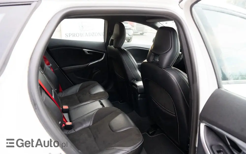 VOLVO V40 T5 Geartronic RDesign