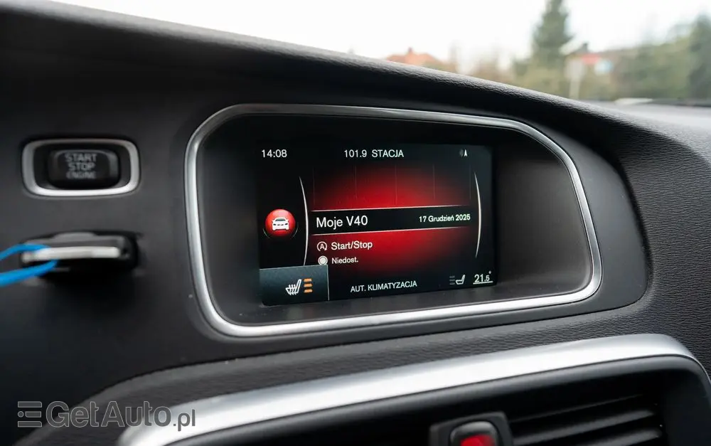 VOLVO V40 T5 Geartronic RDesign