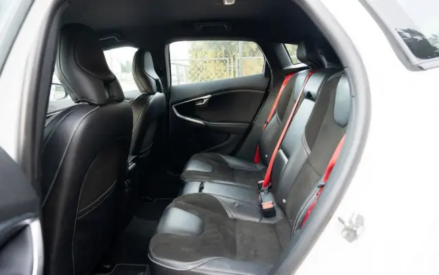 VOLVO V40 T5 Geartronic RDesign