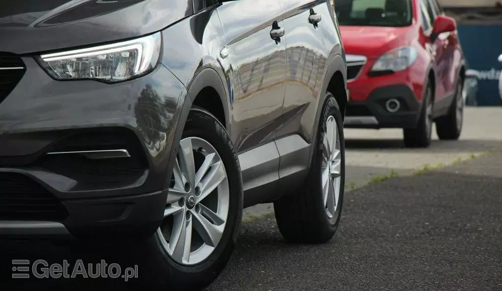 OPEL Grandland 
