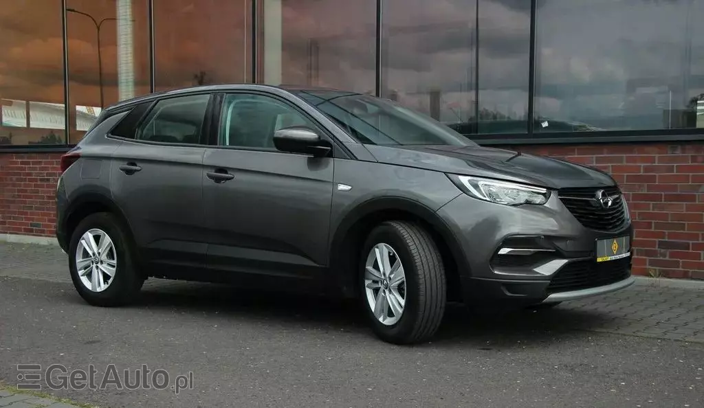 OPEL Grandland 
