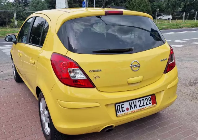 OPEL Corsa 1.2 16V EcoFLEX Easytronic Satellite