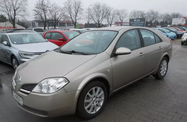 NISSAN Primera 