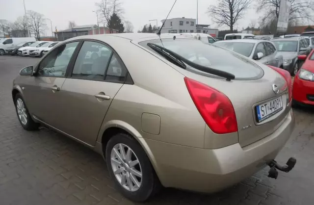 NISSAN Primera 