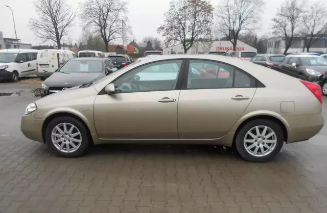 NISSAN Primera 
