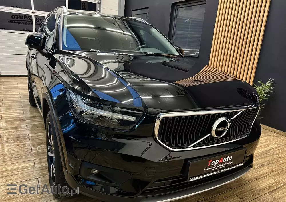 VOLVO XC 40 D4 AWD Geartronic Momentum