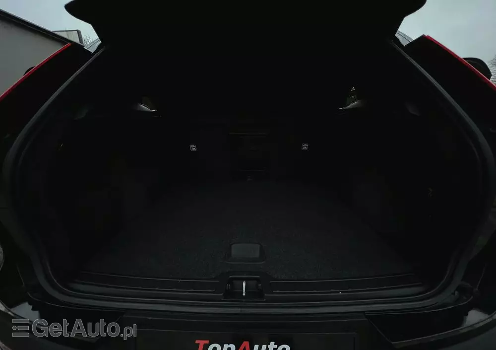 VOLVO XC 40 D4 AWD Geartronic Momentum