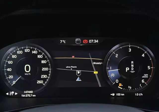 VOLVO XC 40 D4 AWD Geartronic Momentum