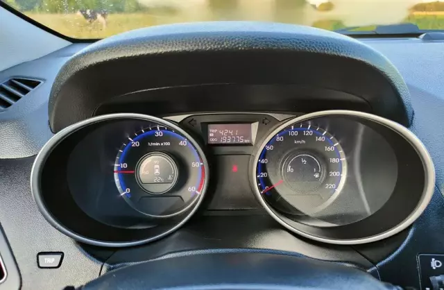 HYUNDAI Ix35 1.7 CRDi (115 KM)