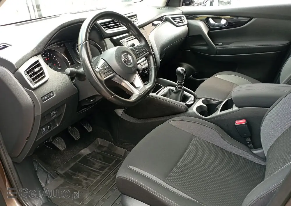 NISSAN Qashqai 1.2 DIG-T Acenta EU6