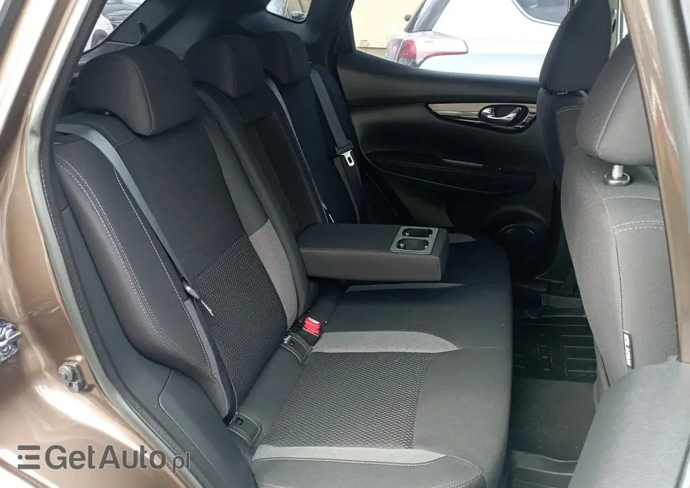 NISSAN Qashqai 1.2 DIG-T Acenta EU6