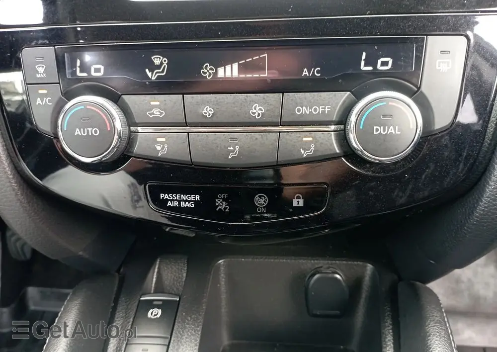 NISSAN Qashqai 1.2 DIG-T Acenta EU6