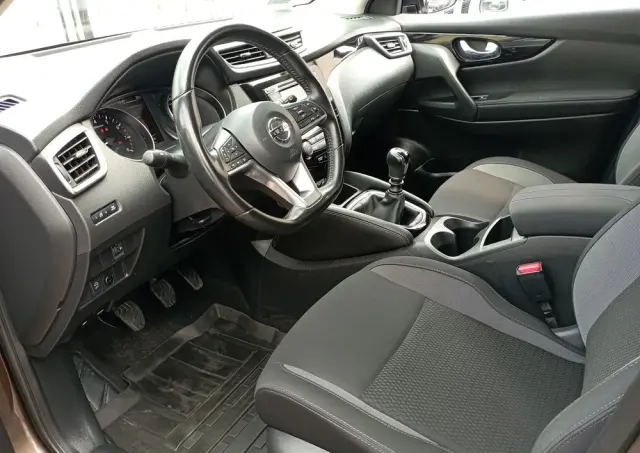 NISSAN Qashqai 1.2 DIG-T Acenta EU6