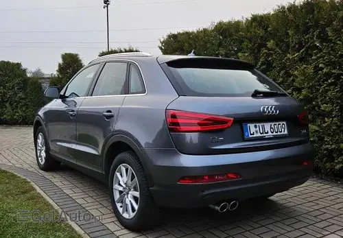 AUDI Q3 