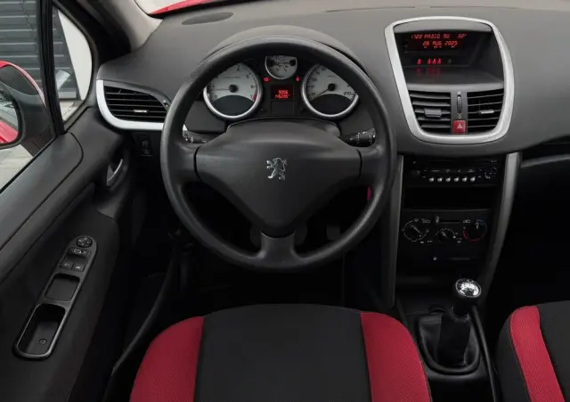 PEUGEOT 207 90 Tendance