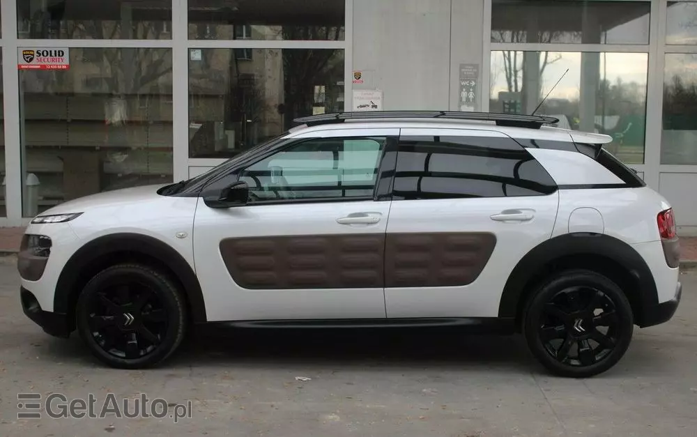 CITROËN C4 Cactus 1.2 PureTech Shine Edition