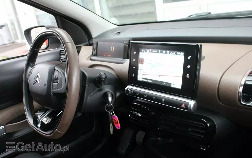 CITROËN C4 Cactus 1.2 PureTech Shine Edition