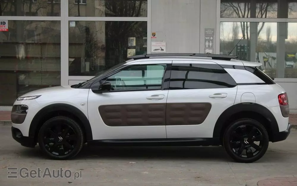 CITROËN C4 Cactus 1.2 PureTech Shine Edition