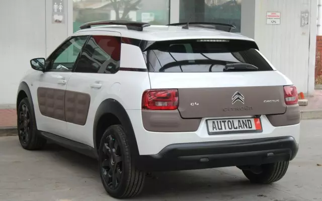 CITROËN C4 Cactus 1.2 PureTech Shine Edition
