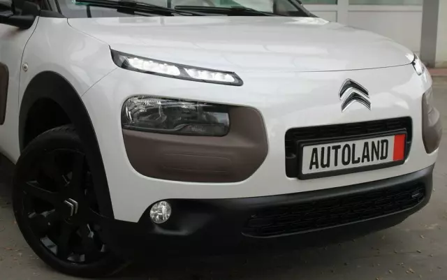 CITROËN C4 Cactus 1.2 PureTech Shine Edition