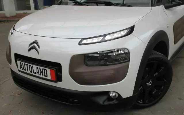 CITROËN C4 Cactus 1.2 PureTech Shine Edition
