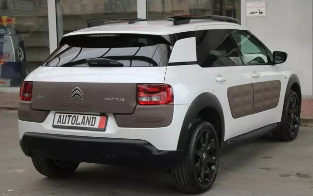 CITROËN C4 Cactus 1.2 PureTech Shine Edition