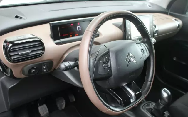 CITROËN C4 Cactus 1.2 PureTech Shine Edition