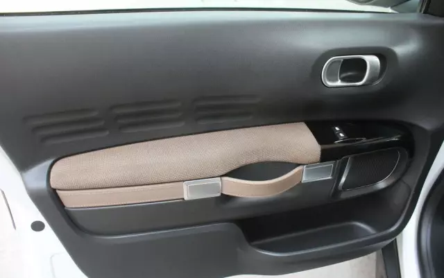 CITROËN C4 Cactus 1.2 PureTech Shine Edition