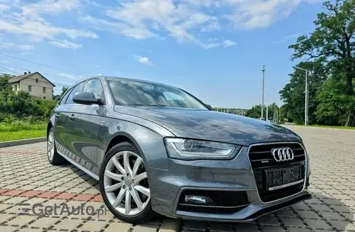 AUDI A4 