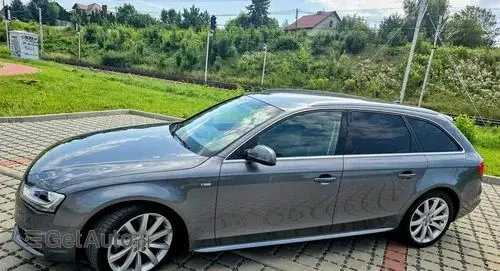 AUDI A4 