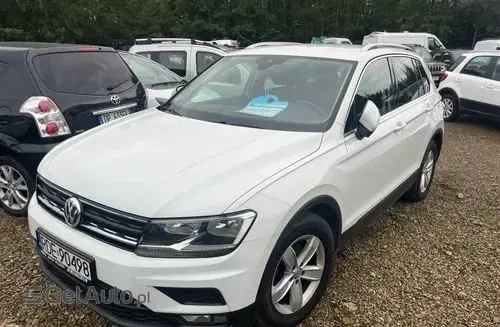 VOLKSWAGEN Tiguan 