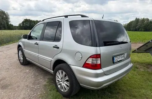 MERCEDES-BENZ ML 