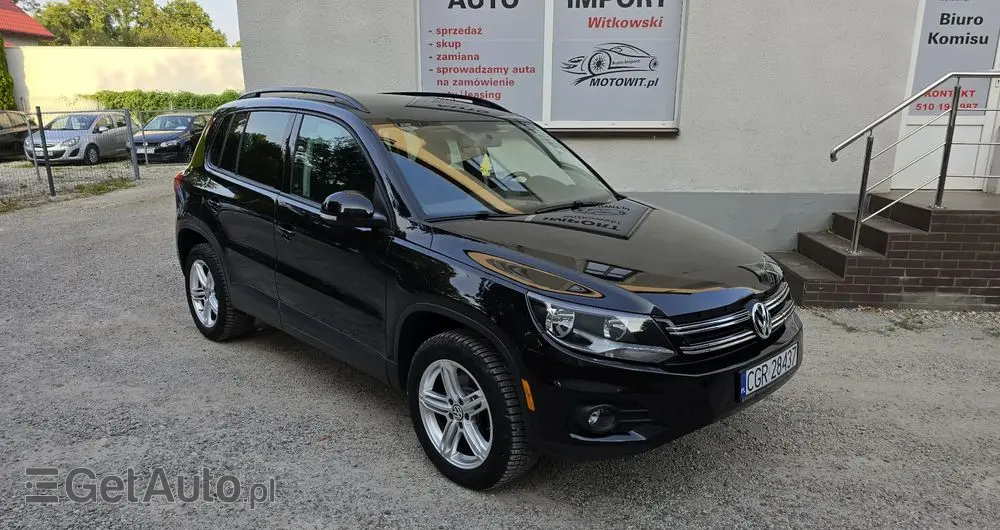 VOLKSWAGEN Tiguan 