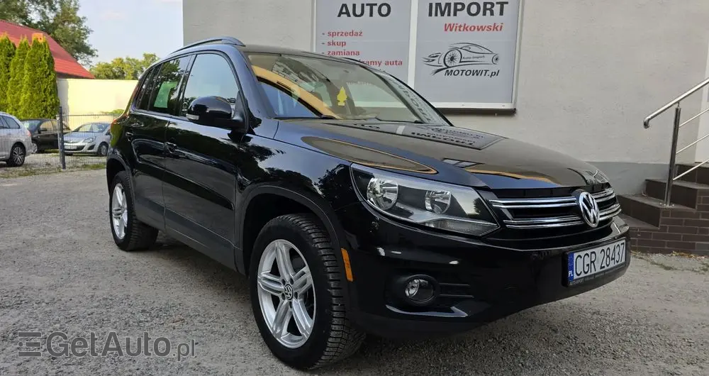 VOLKSWAGEN Tiguan 