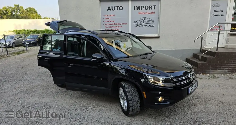 VOLKSWAGEN Tiguan 