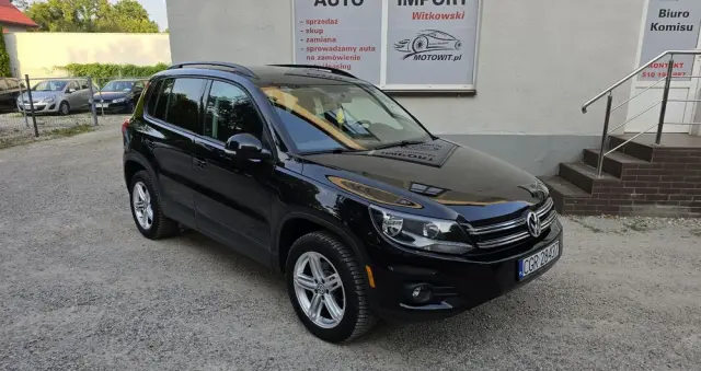 VOLKSWAGEN Tiguan 