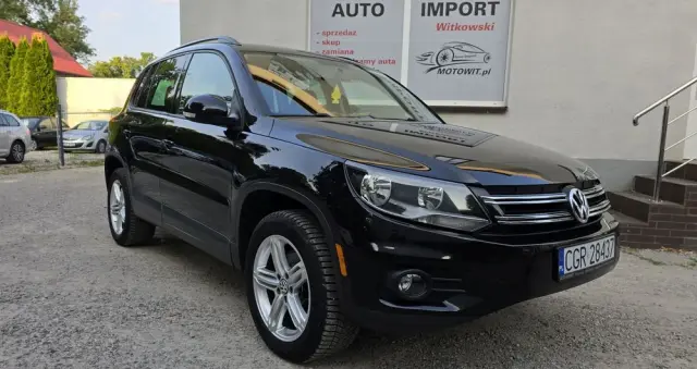VOLKSWAGEN Tiguan 