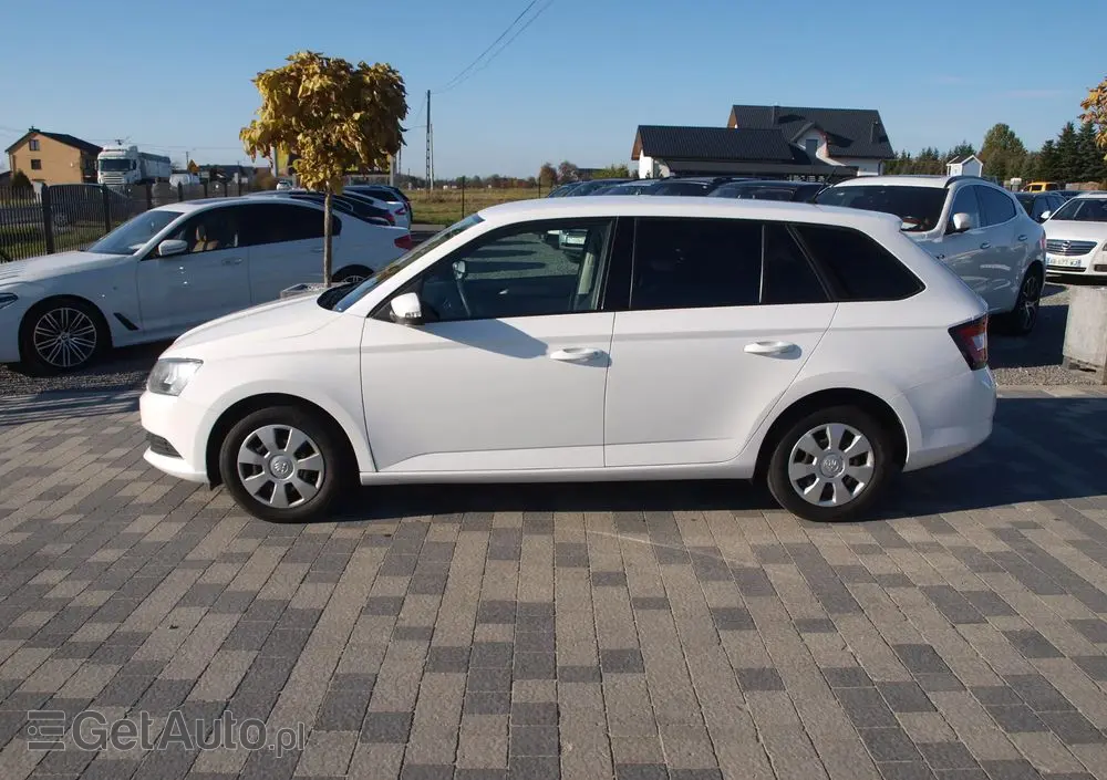 SKODA Fabia 1.0 Active