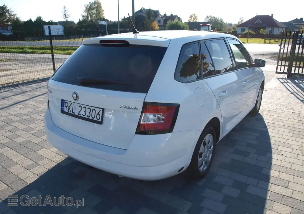 SKODA Fabia 1.0 Active