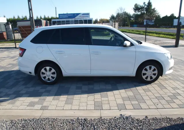 SKODA Fabia 1.0 Active