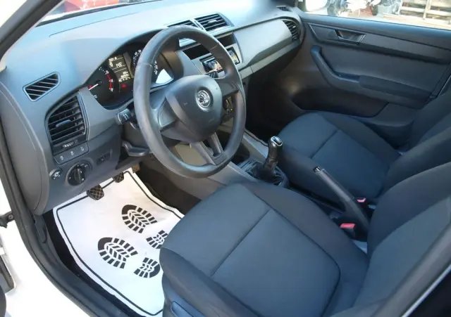 SKODA Fabia 1.0 Active