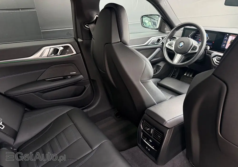 BMW Seria 4 420d xDrive M Sport sport