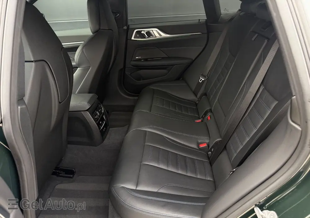 BMW Seria 4 420d xDrive M Sport sport