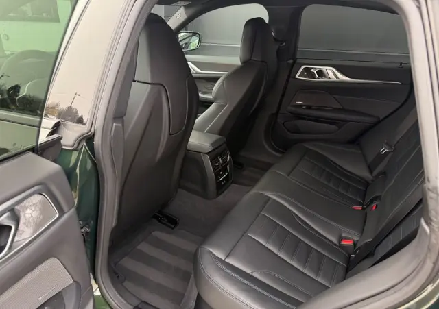 BMW Seria 4 420d xDrive M Sport sport