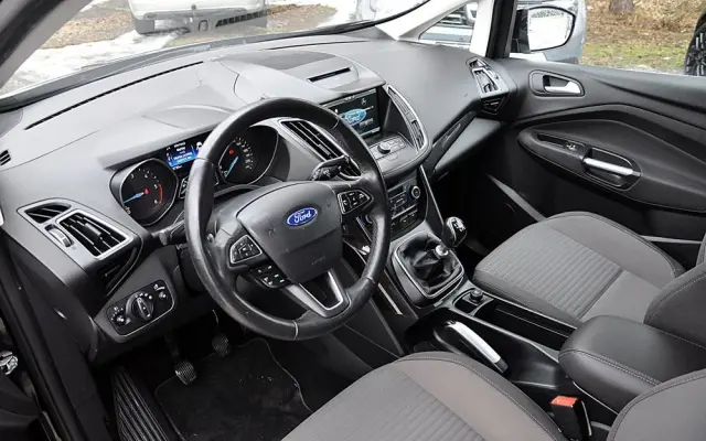 FORD C-MAX 1.5 TDCi Titanium