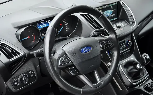 FORD C-MAX 1.5 TDCi Titanium